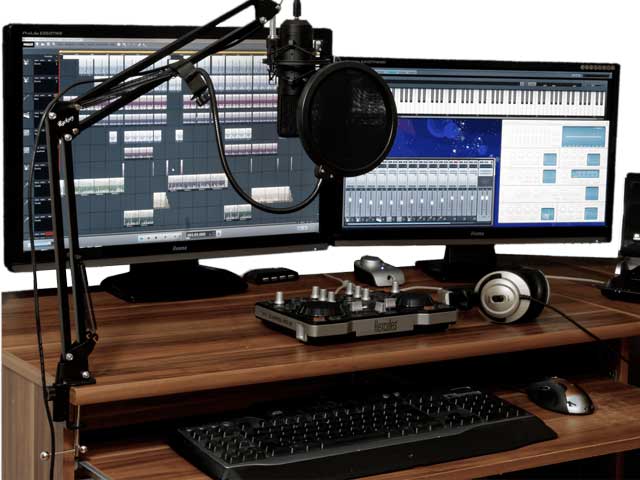 Hjemmestudio med mikrofon